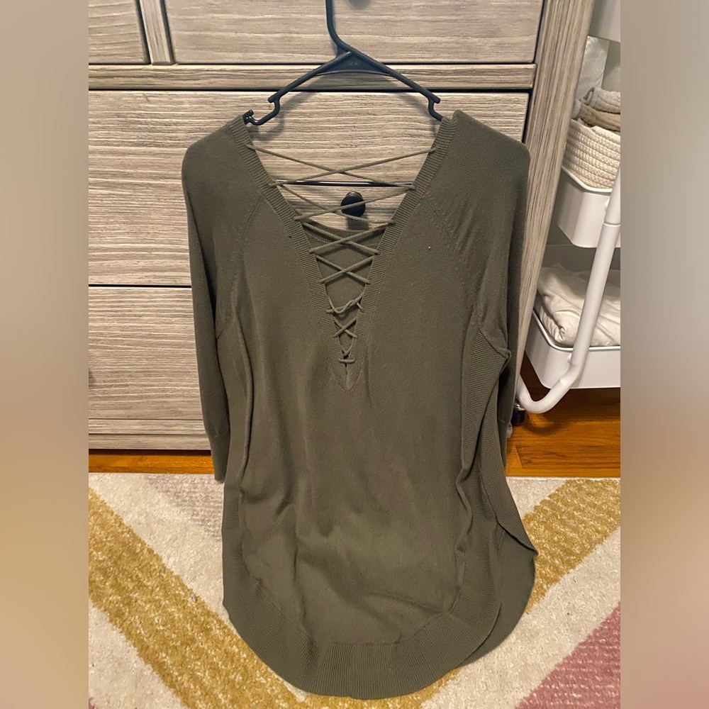 Women’s Green Sweater Size Small